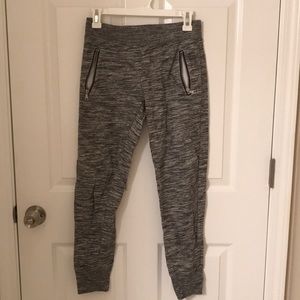 GAP grey, black, white blend joggers